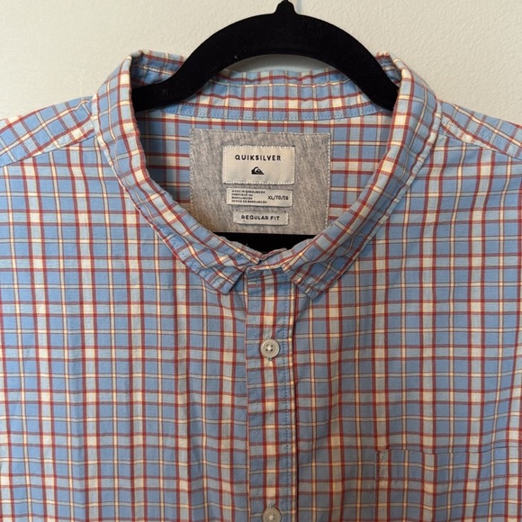 Quiksilver Shortsleeve Plaid Blue Button Up Mens XL Tropical Pocket Surfing EUC - Picture 2 of 11